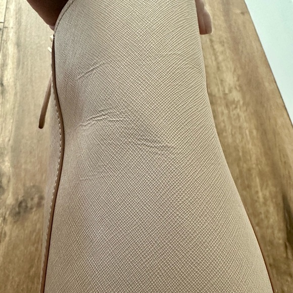 Tory Burch- York Oak Small Buckle Tote Handbag - Picture 10 of 10